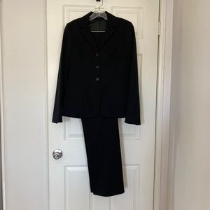 Theory -  Black Jacket and Pant Suite | Size 6
